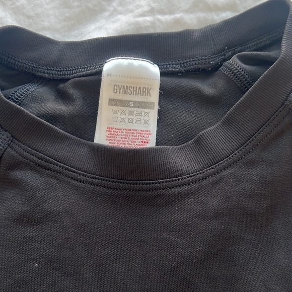 Gymshark sport tshirt - Picture 3 of 3